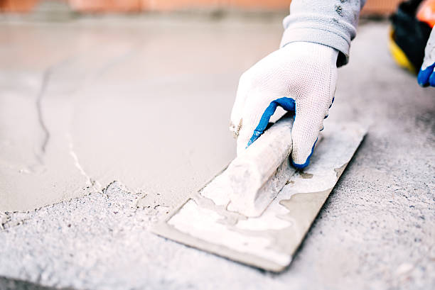 Best Concrete Patio Contractor  in Silver Springs Shores, FL